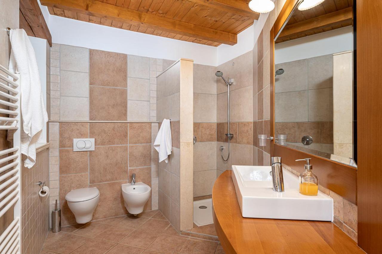 Višnjan Villa Paolina With Hot Tub מראה חיצוני תמונה