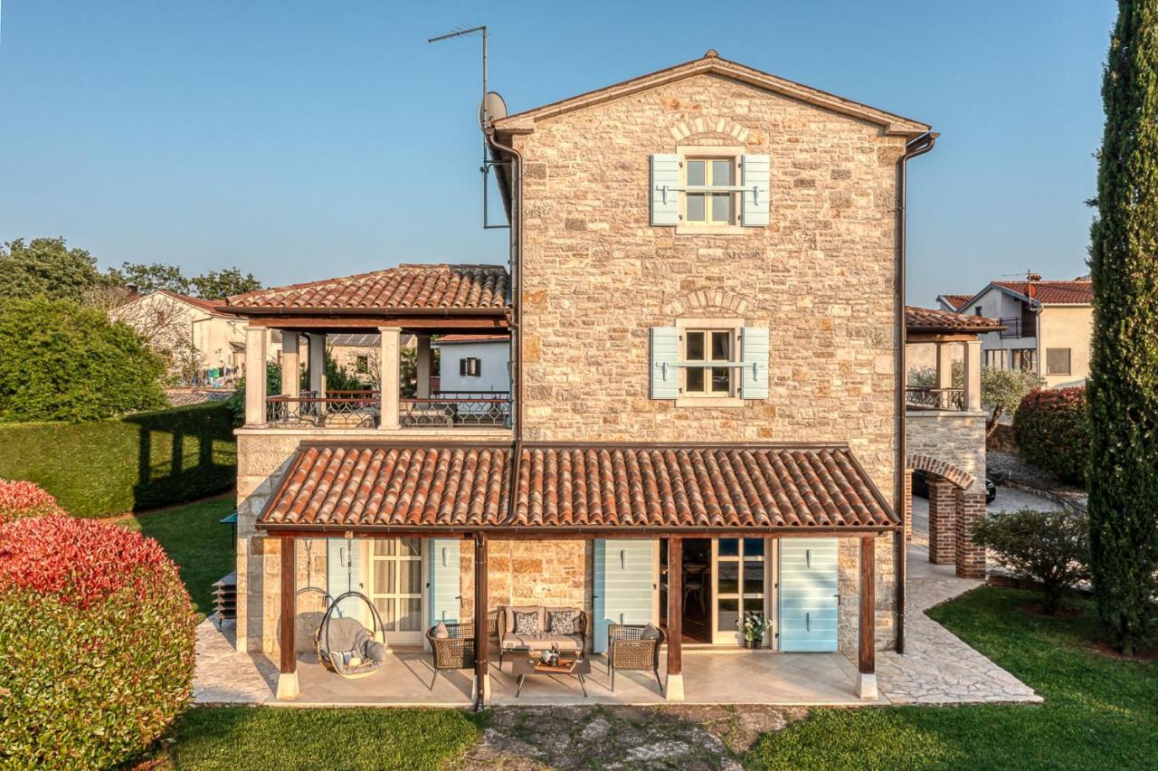 Višnjan Villa Paolina With Hot Tub מראה חיצוני תמונה