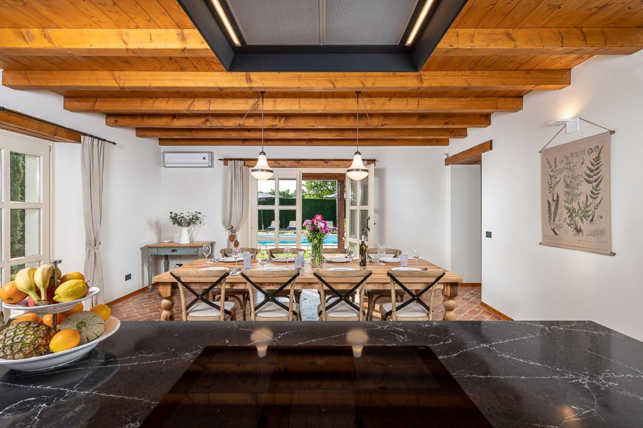Višnjan Villa Paolina With Hot Tub מראה חיצוני תמונה