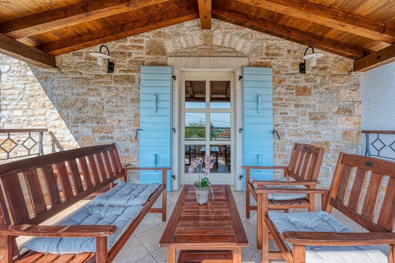 Višnjan Villa Paolina With Hot Tub מראה חיצוני תמונה